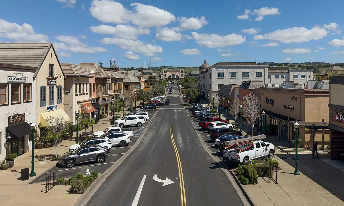 The El Dorado Hills Town Center street with foothills in the distance